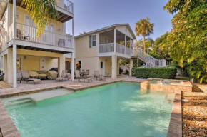 Holmes Beach Family Home Private Pool and 3 Decks!